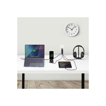 StarTech 3114GCU-WALL-CHARGER 140W 3 X USB C 1X USB A GAN WALL CHARGER INT - Image 1