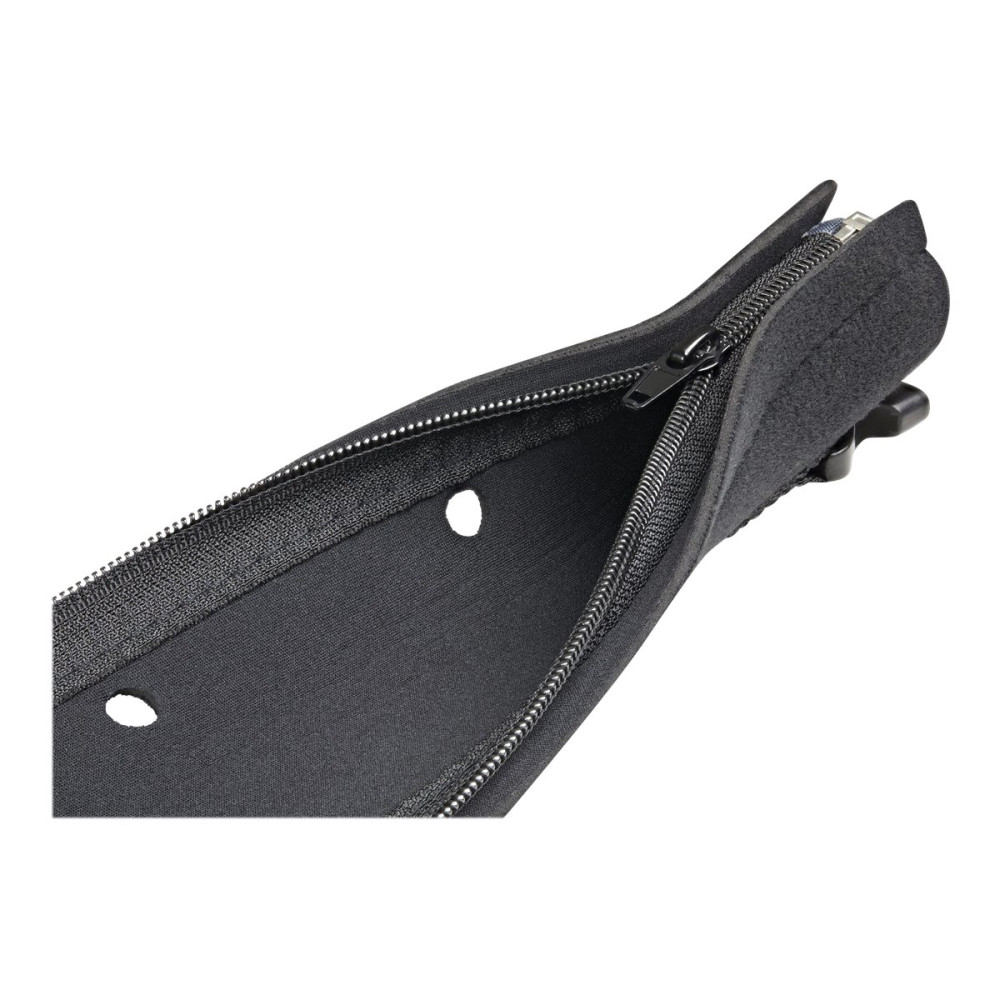 StarTech WKSTNCMZP 40" (1M) NEOPRENE CABLE MANAGEMENT SLEEVE WITH ZIPPER & BUCKLE - 1.2" (3CM) DIAME - Image 5